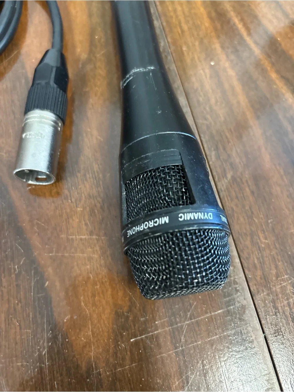 Vintage Radio Shack unidirectional Dynamic 33-3002 Microphone